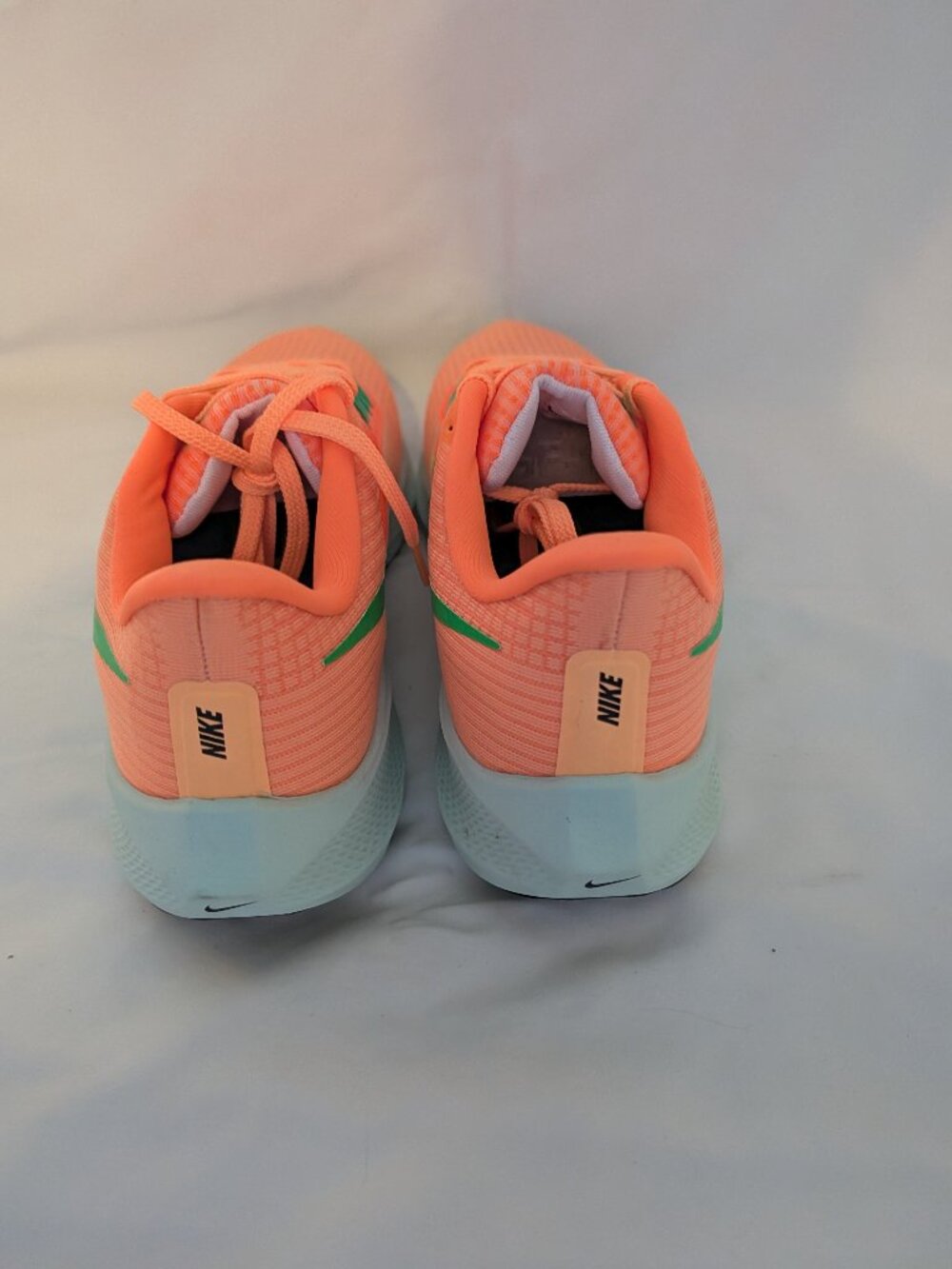 Nike Air Zoom Pegasus 39 Running Shoes, Peach Cream/Ghost Green, Women US 11 - Picture 7 of 9